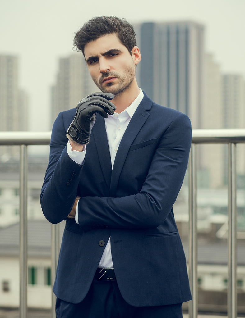 Gloves have meaning only when they are worn on the hand!